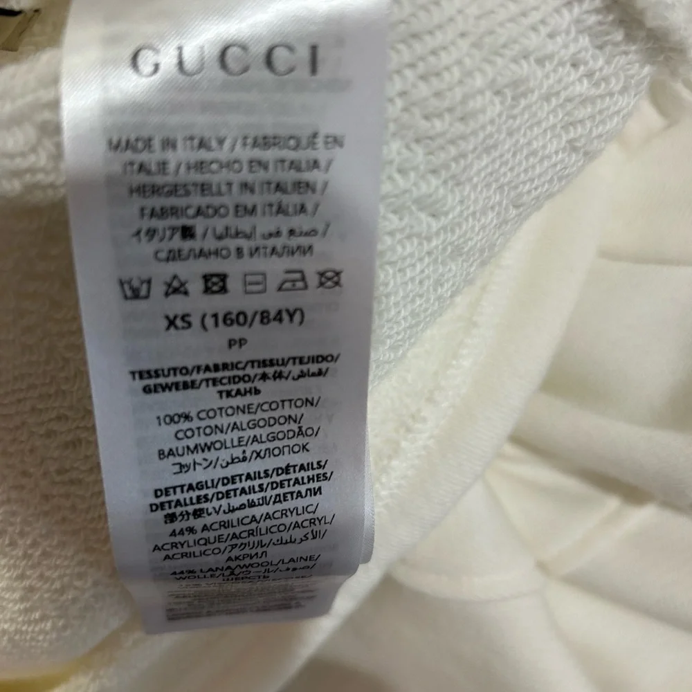 Men's Gucci, cotton jersey half zip closure,, hoodie size XS  fits like medium